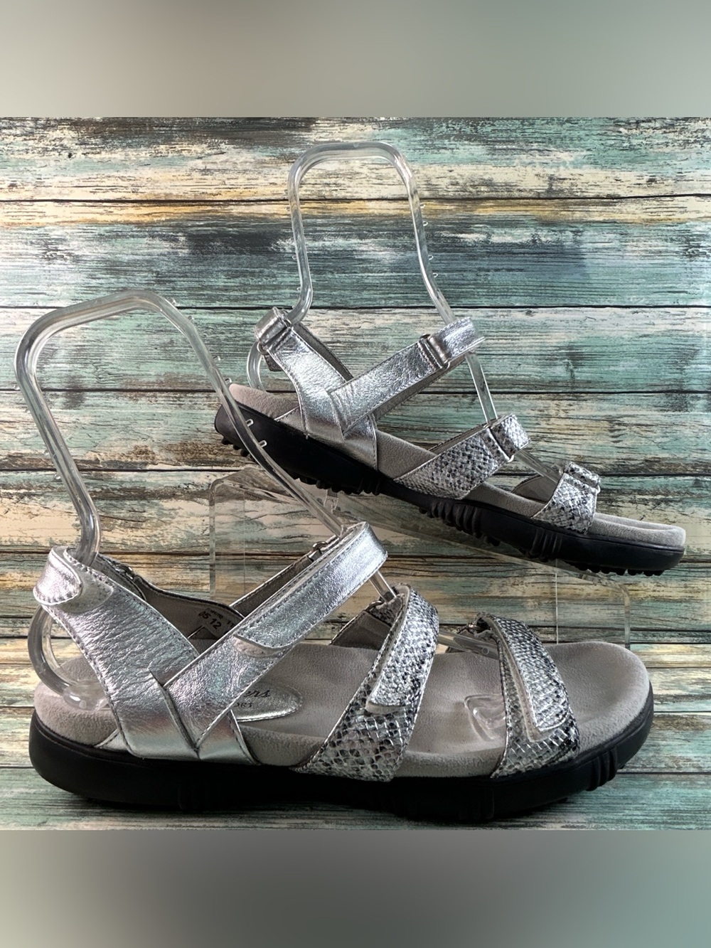 Sandbaggers Tracie Golf Sandals Womens Size 11 Silver Leather Orthotic Insoles